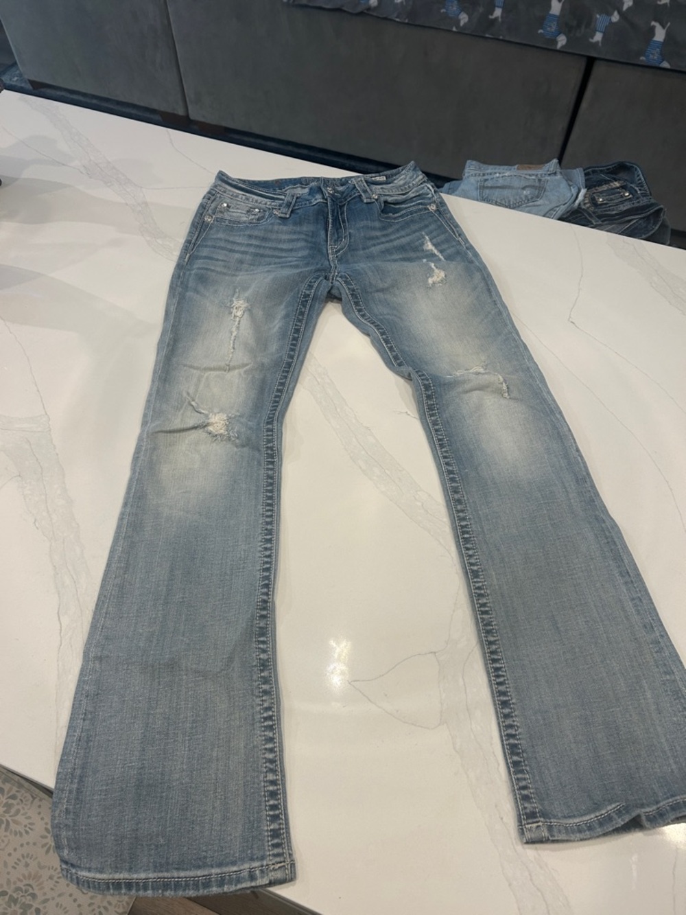 Miss Me Light Blue Denim Jeans Mid-Rise Boot size 29 Inseam 34 GUC